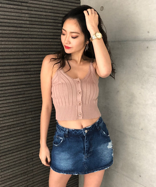 ENVYM（アンビー）の「ショートリブＫＮＩＴキャミ（キャミソール・レディース・ホワイト/ブラック/ベージュ/グレー/カーキ/ピンク・FREE）」の9枚目の写真