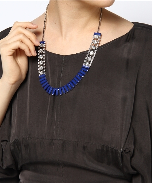 B:MING by BEAMS（ビーミングバイビームス）の「＜SPRiNG 5月号掲載＞ビーミング by ビームス / カラーストーンネックレス（ネックレス・レディース・ブラック/ネイビー・ONE SIZE）」の5枚目の写真