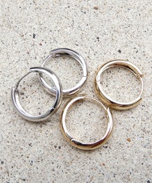 アソートデザインのつけっぱなしピアス
