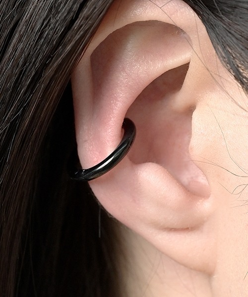 Fun & Daily（ファンアンドデイリー）の「F&D : クリップサークルイヤーカフ（イヤーカフ・レディース・ブラック/シルバー/ゴールド・FREE）」の14枚目の写真