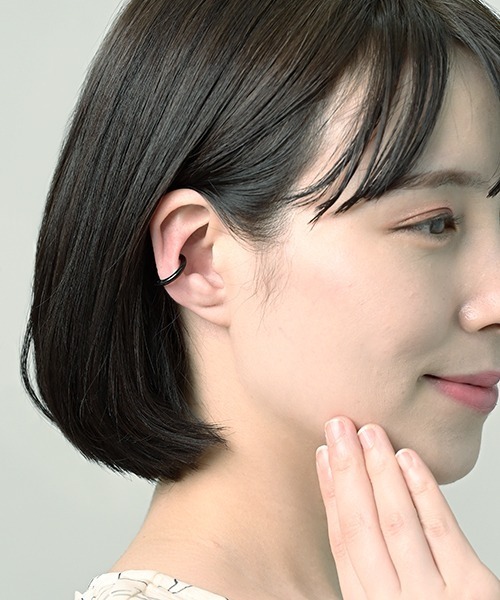 Fun & Daily（ファンアンドデイリー）の「F&D : クリップサークルイヤーカフ（イヤーカフ・レディース・ブラック/シルバー/ゴールド・FREE）」の20枚目の写真