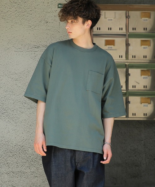 Goodwear(グッドウェア)の「Good wear グッドウェア SUPER BIGシルエット ポケットTシャツ 2W7-2501(Tシャツ/カットソー・メンズ・杢グレー/マスタード/ブラック/ホワイト/ライトブルー/チャコールグレー/ライトカーキ/ベージュ/ネイビー/スモークピンク/ライトベージュ/ライトパープル/カーキブラウン/グレー/ブルー系その他/イエロー系その他/オレンジ系その他/ミント/ダークグリーン/ライトピンク/グレー系その他・S/M/L/XL)」の12枚目の写真