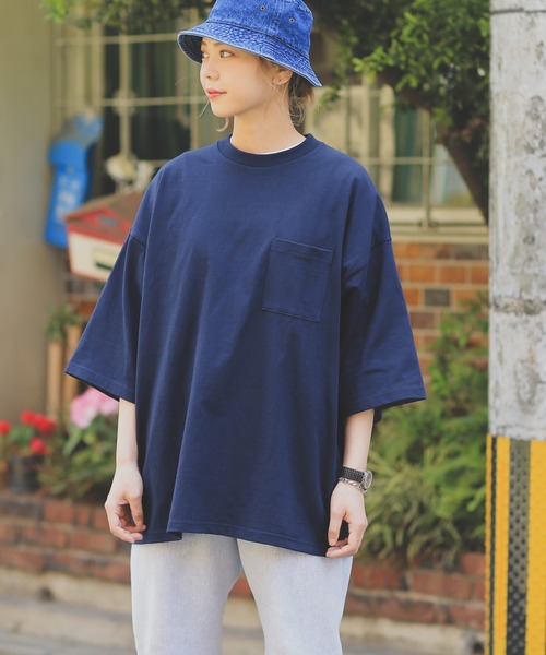 Goodwear(グッドウェア)の「Good wear グッドウェア SUPER BIGシルエット ポケットTシャツ 2W7-2501(Tシャツ/カットソー・メンズ・杢グレー/マスタード/ブラック/ホワイト/ライトブルー/チャコールグレー/ライトカーキ/ベージュ/ネイビー/スモークピンク/ライトベージュ/ライトパープル/カーキブラウン/グレー/ブルー系その他/イエロー系その他/オレンジ系その他/ミント/ダークグリーン/ライトピンク/グレー系その他・S/M/L/XL)」の14枚目の写真