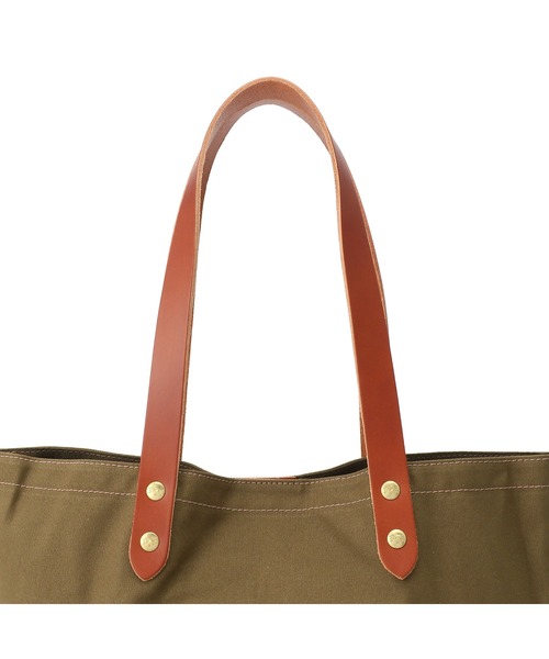IL BISONTE(イルビゾンテ)の「IL BISONTE / CANVAS x LEATHER / トートバッグ(トートバッグ・レディース・ブラック/ダークブラウン/レッド/ライトブラウン/ブラック×ブラック/ブラック系その他/ライトオリーブ/ダークブラウン系/ネイビー・FREE)」の12枚目の写真