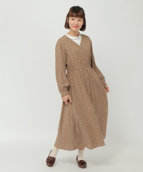 LBC(エルビーシー)の「ランダムドットプリントワンピース(ワンピース・レディース・ブラック/ベージュ・M/L)」の16枚目の写真
