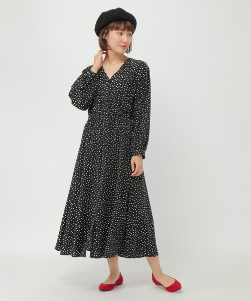 LBC(エルビーシー)の「ランダムドットプリントワンピース(ワンピース・レディース・ブラック/ベージュ・M/L)」の18枚目の写真
