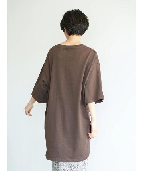 AMERICAN HOLIC（アメリカンホリック）の「前後差5分袖カットチュニック　＊（Tシャツ/カットソー・レディース・オフホワイト/チャコールグレー/ブラウン/サックスブルー/ベージュ・FREE）」の6枚目の写真