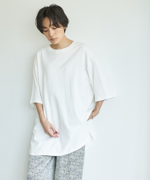 AMERICAN HOLIC（アメリカンホリック）の「前後差5分袖カットチュニック　＊（Tシャツ/カットソー・レディース・オフホワイト/チャコールグレー/ブラウン/サックスブルー/ベージュ・FREE）」の2枚目の写真