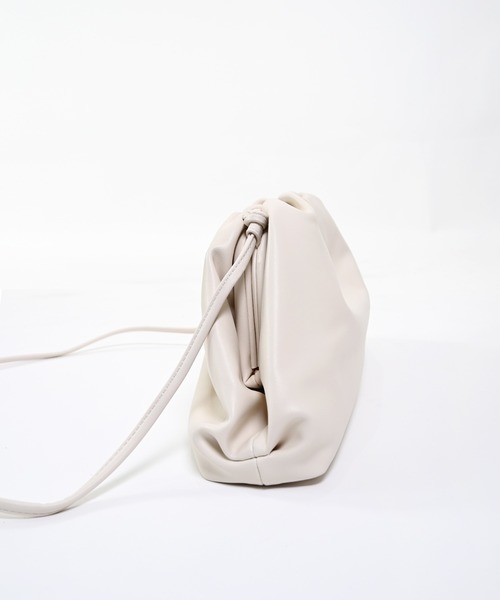 Narcissus(ナルシス)の「【Narcissus】チェーンBAG(ショルダーバッグ・レディース・ブラック/ホワイト/キャメル・FREE)」の9枚目の写真