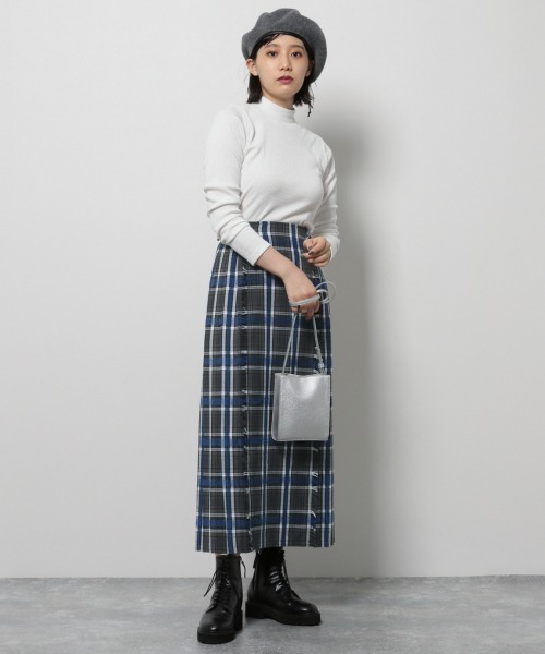 PAGEBOY（ページボーイ）の「モールチェックスカート（スカート・レディース・グリーン系その他/ブルー系その他・SMALL/MEDIUM）」の6枚目の写真