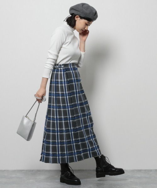 PAGEBOY（ページボーイ）の「モールチェックスカート（スカート・レディース・グリーン系その他/ブルー系その他・SMALL/MEDIUM）」の7枚目の写真
