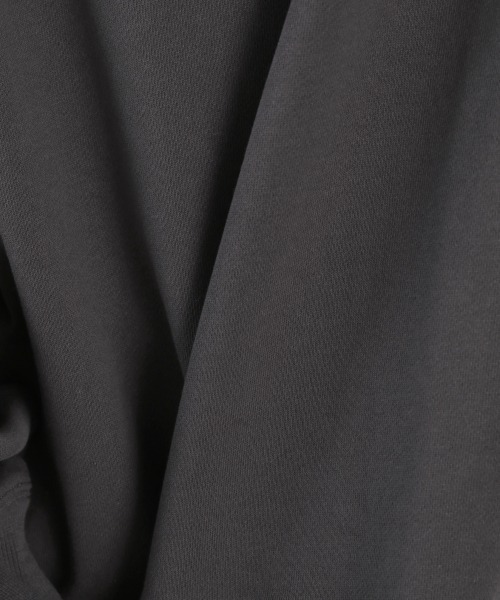 LOWRYS FARM（ローリーズファーム）の「ウラケロゴプリントプルオーバーＬＳ　934032（スウェット・レディース・オフホワイト/グレー/チャコールグレー/ブルー・FREE）」の13枚目の写真