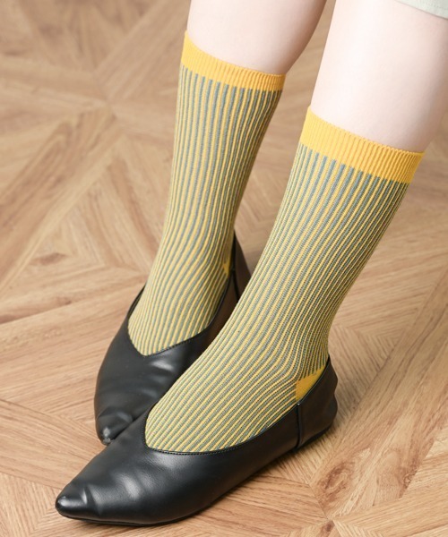 Fun & Daily（ファンアンドデイリー）の「F&D : ナローストライプカラーソックス（ソックス/靴下・レディース・ホワイト/チャコールグレー/ブラック/イエロー/オレンジ/ブルー/ブラウン・FREE）」の10枚目の写真