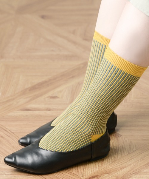 Fun & Daily（ファンアンドデイリー）の「F&D : ナローストライプカラーソックス（ソックス/靴下・レディース・ホワイト/チャコールグレー/ブラック/イエロー/オレンジ/ブルー/ブラウン・FREE）」の11枚目の写真