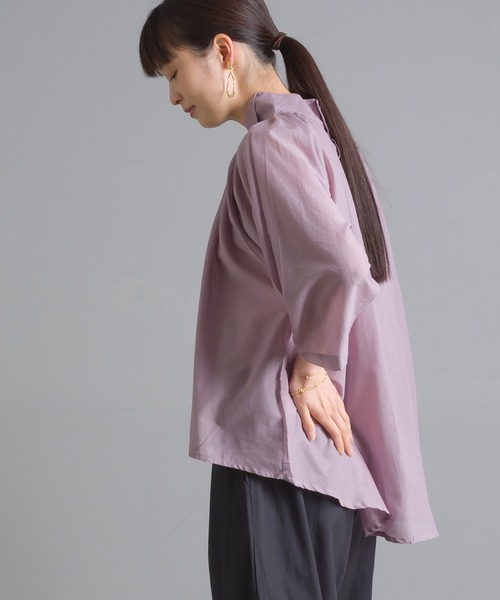 OMNES(オムネス)の「コットンボイル タックギャザープルオーバーシャツ(シャツ/ブラウス・レディース・ホワイト/ブラック/ラベンダー・FREE)」の12枚目の写真