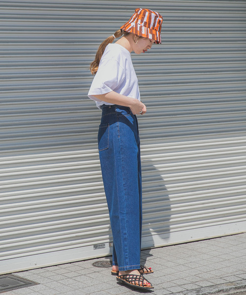 ITEMS URBANRESEARCH(アイテムズ アーバンリサーチ)の「バックロゴプリントTシャツ(Tシャツ/カットソー・メンズ・ブラック/ブルー/レッド・MEDIUM/LARGE)」の18枚目の写真