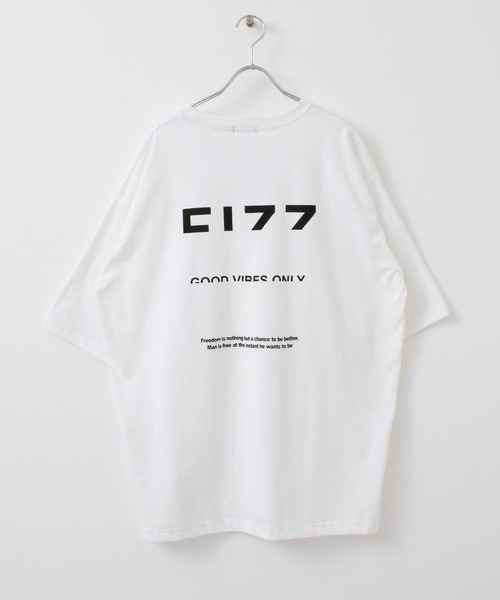 ITEMS URBANRESEARCH(アイテムズ アーバンリサーチ)の「バックロゴプリントTシャツ(Tシャツ/カットソー・メンズ・ブラック/ブルー/レッド・MEDIUM/LARGE)」の22枚目の写真
