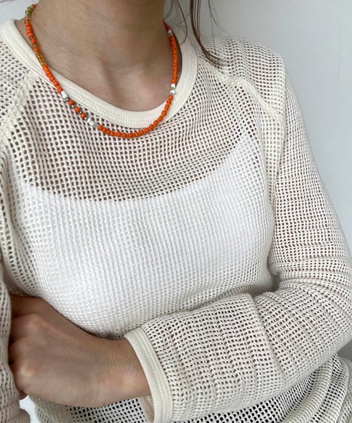 CANAL JEAN（キャナルジーン）の「Pt(ピーティー) ビーズネックレス（ネックレス・レディース・オレンジ・ONE SIZE）」の4枚目の写真