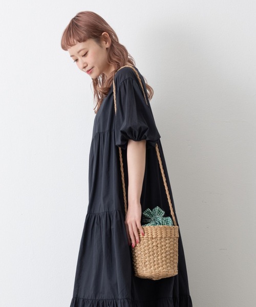 MERLOT（メルロー）の「巾着ショルダーカゴバッグ（かごバッグ・レディース・ベージュ・FREE）」の3枚目の写真