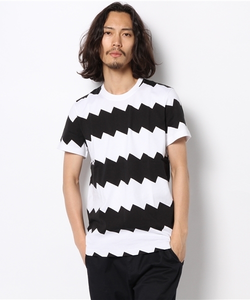 adidas Originals（アディダスオリジナルス）の「アディダス ジグザグ Tシャツ NIGO ZIG ZAG TEE（Tシャツ/カットソー・メンズ・ブラック/ライトブルー・MEDIUM/SMALL/LARGE/X-LARGE）」の2枚目の写真