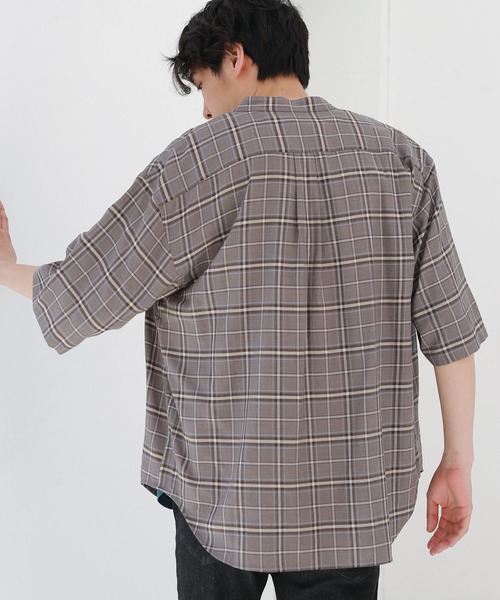 LAKOLE（ラコレ）の「バンドカラーシアーチェックシャツ / 945209（シャツ/ブラウス・メンズ・サンドグレー/アイボリー/チャコール・MEDIUM/LARGE）」の17枚目の写真