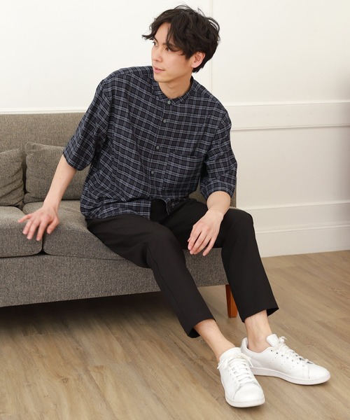 LAKOLE（ラコレ）の「バンドカラーシアーチェックシャツ / 945209（シャツ/ブラウス・メンズ・サンドグレー/アイボリー/チャコール・MEDIUM/LARGE）」の13枚目の写真