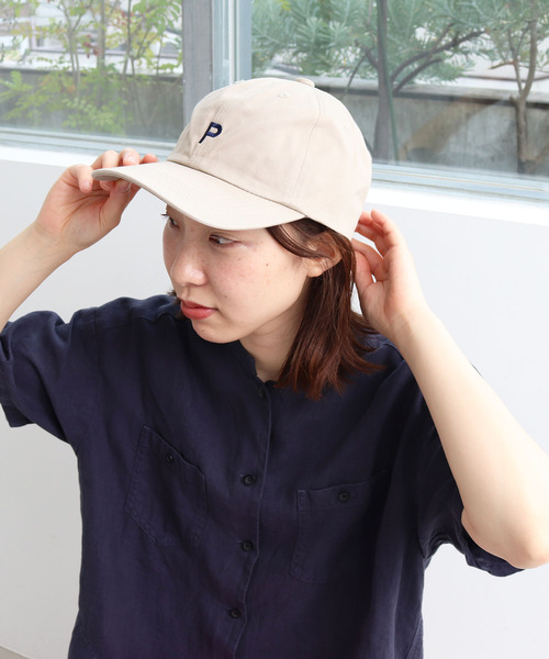 PAR ICI（パーリッシィ）の「【WEB別注】アルファベット刺繍キャップ（キャップ・レディース・ネイビー/ベージュ/ホワイト・FREE）」の5枚目の写真