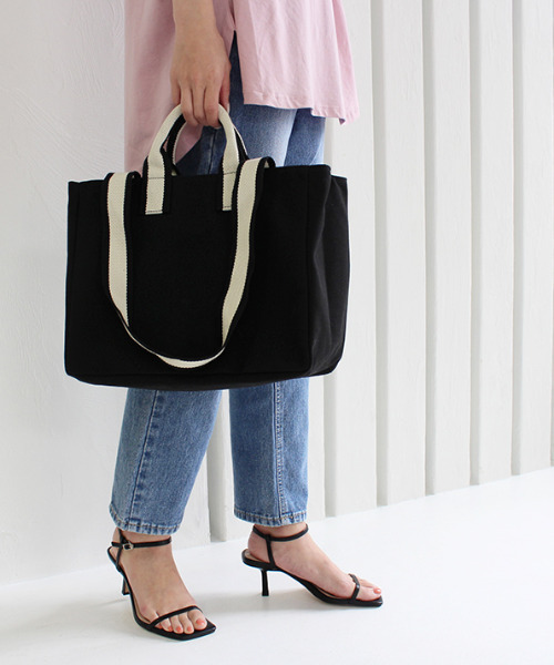 MODE ROBE（モードローブ）の「ストレートデニム（デニムパンツ・レディース・ブルー/ライトブルー・S/M/L）」の14枚目の写真