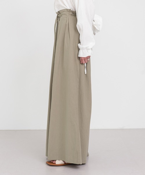 UNE MANSION（ユヌマンション）の「ワイドベルトパンツ（スラックス・レディース・ブラウン/カーキ/ブラック・FREE）」の19枚目の写真