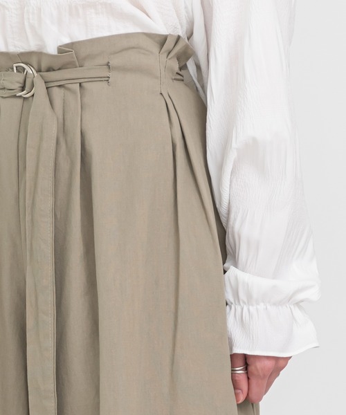 UNE MANSION（ユヌマンション）の「ワイドベルトパンツ（スラックス・レディース・ブラウン/カーキ/ブラック・FREE）」の9枚目の写真