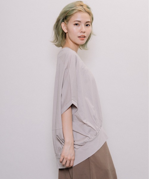 refinedworks(リファインドワークス)の「後ろバルーンドルマンPO(Tシャツ/カットソー・レディース・チャコールグレー/ベージュ/オレンジ・FREE)」の19枚目の写真