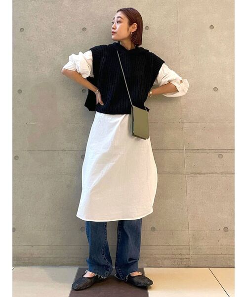 Ungrid（アングリッド）の「ニットドッキングフードワンピ－ス（ワンピース・レディース・ブラック/ブルー/アイボリー・FREE）」の11枚目の写真