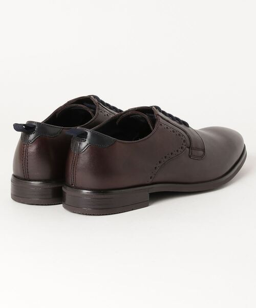 Clarks（クラークス）の「【ネット限定】 Stanford Lace / スタンフォードレース（ダークブラウンレザー）（ドレスシューズ・メンズ・ダークブラウン・UK7/UK9.5/UK10/UK6/UK8.5/UK8/UK7.5/UK9/UK6.5）」の2枚目の写真