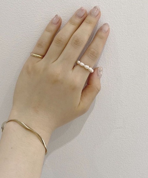 flower（フラワー）の「フェミニンパールリング（リング・レディース・ホワイト・FREE）」の12枚目の写真
