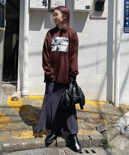 PAGEBOY(ページボーイ)の「ミラージュフォトロンT(Tシャツ/カットソー・レディース・オフホワイト/ブラック/ブラウン・FREE)」の17枚目の写真