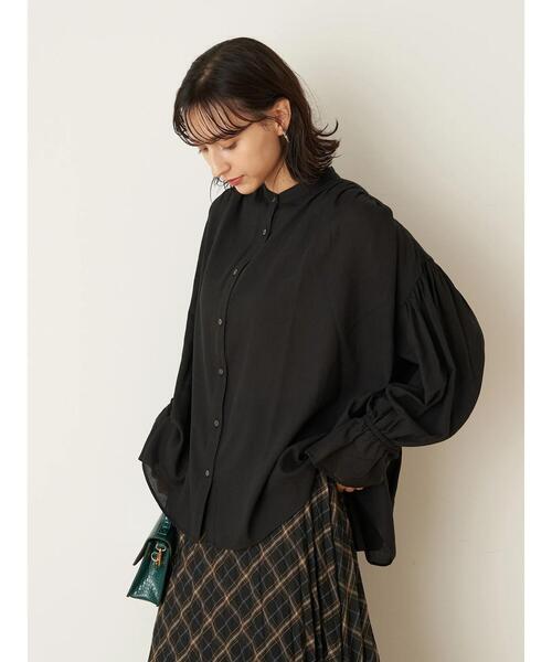 earth music&ecology（アースミュージックアンドエコロジー）の「ギャザーブラウス ＊（シャツ/ブラウス・レディース・ブラック/グリーン/アイボリー/マスタード・FREE）」の9枚目の写真