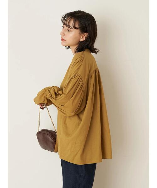 earth music&ecology（アースミュージックアンドエコロジー）の「ギャザーブラウス ＊（シャツ/ブラウス・レディース・ブラック/グリーン/アイボリー/マスタード・FREE）」の20枚目の写真