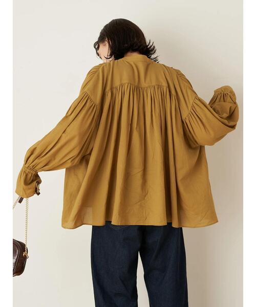 earth music&ecology（アースミュージックアンドエコロジー）の「ギャザーブラウス ＊（シャツ/ブラウス・レディース・ブラック/グリーン/アイボリー/マスタード・FREE）」の8枚目の写真