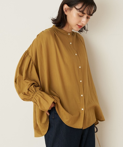 earth music&ecology（アースミュージックアンドエコロジー）の「ギャザーブラウス ＊（シャツ/ブラウス・レディース・ブラック/グリーン/アイボリー/マスタード・FREE）」の4枚目の写真