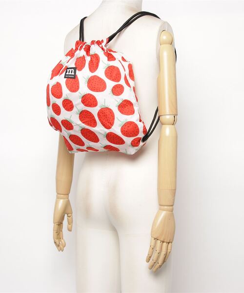 marimekko（マリメッコ）の「marimekko Mansikka SMARTSACK マリメッコ マンシッカ ナップザック（バックパック/リュック・レディース・レッド・FREE）」の2枚目の写真