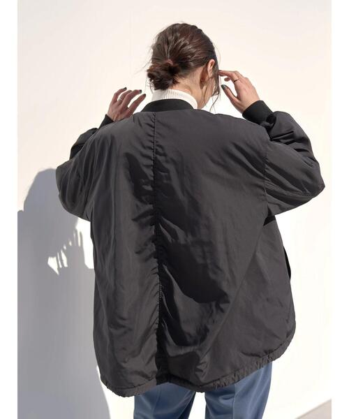 earth music&ecology（アースミュージックアンドエコロジー）の「リバーシブルMA-1*（MA-1・レディース・ブラック/ベージュ/カーキ・M/L）」の9枚目の写真