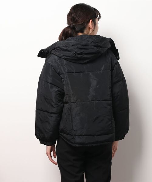 ECRIRE（エクリール）の「フード付きボリュームJK（その他アウター・レディース・ベージュ/ブラック/ラベンダー・M）」の5枚目の写真