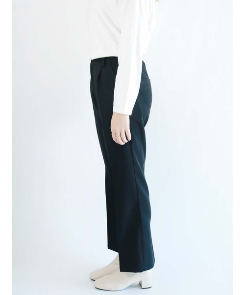Te chichi(テチチ)の「センタープレスタックフレアパンツ(その他パンツ・レディース・グリーン/ブラウン/ブラック/パープル・フリ-)」の13枚目の写真