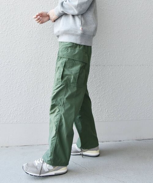 SHIPS any(シップス エニィ)の「SHIPS any: テック カーゴ イージーパンツ◇(カーゴパンツ・メンズ・ブラック/オリーブ・SMALL/MEDIUM/LARGE)」の14枚目の写真