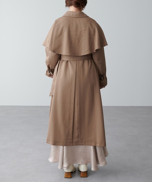 natural couture（ナチュラルクチュール）の「ケープ付きレディトレンチコート（トレンチコート・レディース・モカ/ベージュ/ピンク・FREE）」の6枚目の写真