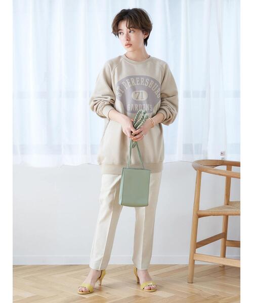 earth music&ecology(アースミュージックアンドエコロジー)の「グラフィックスウェットチュニック*(Tシャツ/カットソー・レディース・チャコールグレー/ブラウン/グリーン/ライトベージュ・FREE)」の14枚目の写真