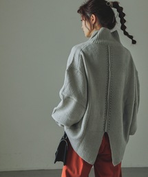ハイネックニットプルオーバー