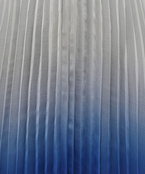 PAGEBOY（ページボーイ）の「オーロラプリーツスカート（スカート・レディース・ブラック/アクア・FREE）」の12枚目の写真