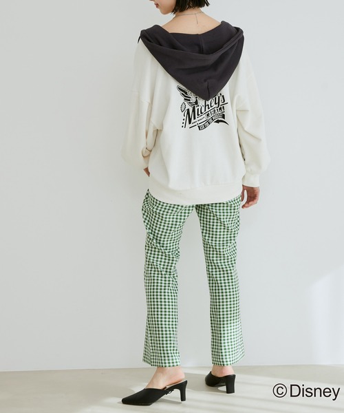 VIS（ビス）の「【ディズニー】ミッキー/バイカラージップアップパーカー【WEB限定】（パーカー・レディース・オフホワイト/スミクロ・FREE）」の8枚目の写真