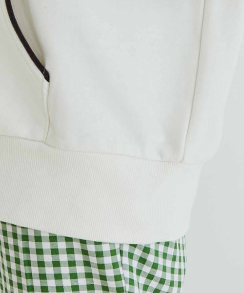 VIS（ビス）の「【ディズニー】ミッキー/バイカラージップアップパーカー【WEB限定】（パーカー・レディース・オフホワイト/スミクロ・FREE）」の17枚目の写真